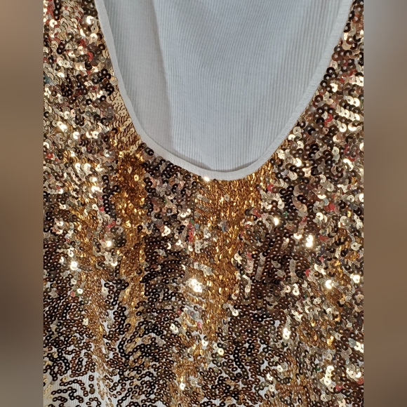 C. O. C. Gold Sequin Tank Top Ptp 19" - Picture 3 of 5